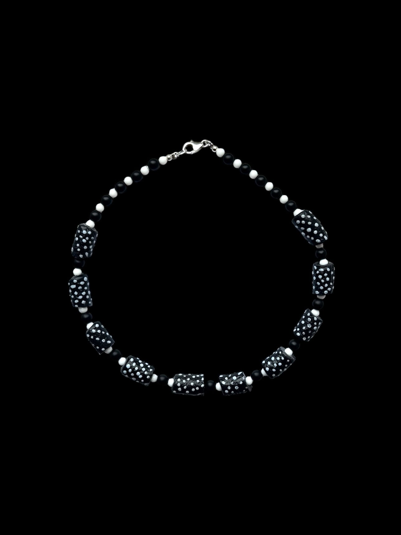 Black and White Dotted Choker